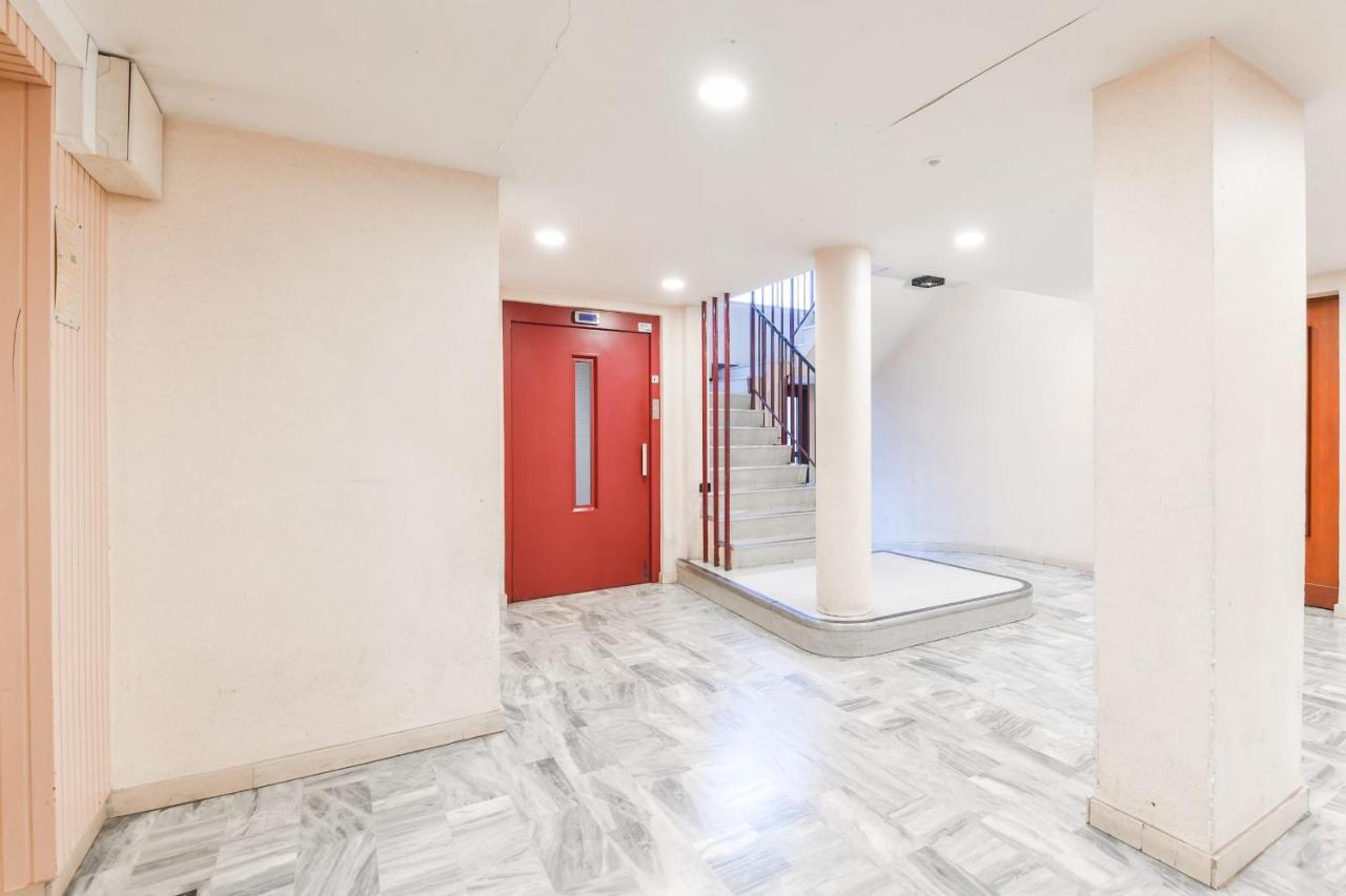 Nice Apartment With Balcony Very Close To The City Center Annecy Eksteriør billede