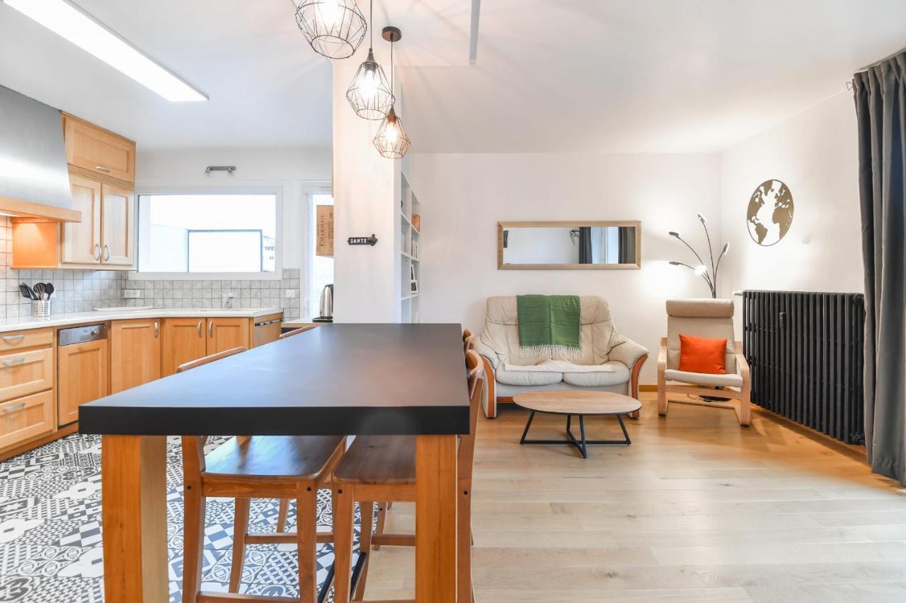 Nice Apartment With Balcony Very Close To The City Center Annecy Eksteriør billede
