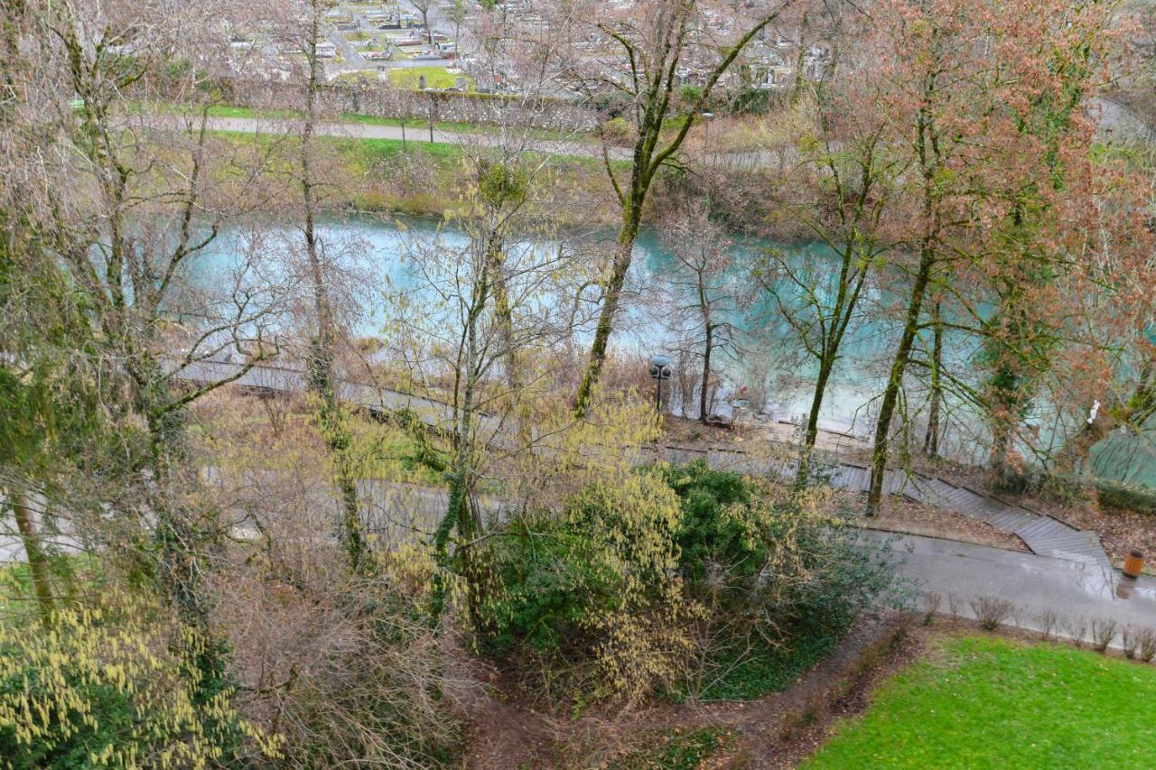 Nice Apartment With Balcony Very Close To The City Center Annecy Eksteriør billede