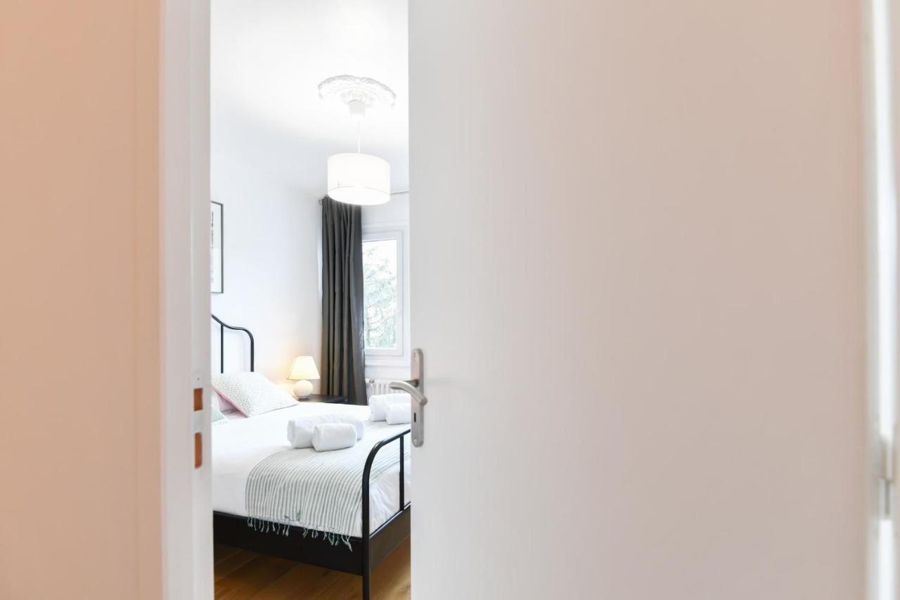 Nice Apartment With Balcony Very Close To The City Center Annecy Eksteriør billede