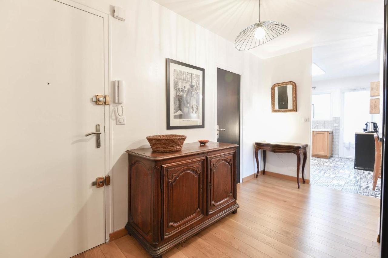 Nice Apartment With Balcony Very Close To The City Center Annecy Eksteriør billede
