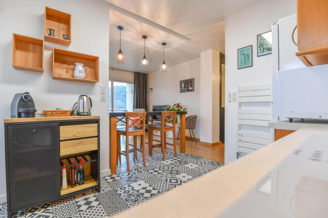 Nice Apartment With Balcony Very Close To The City Center Annecy Eksteriør billede