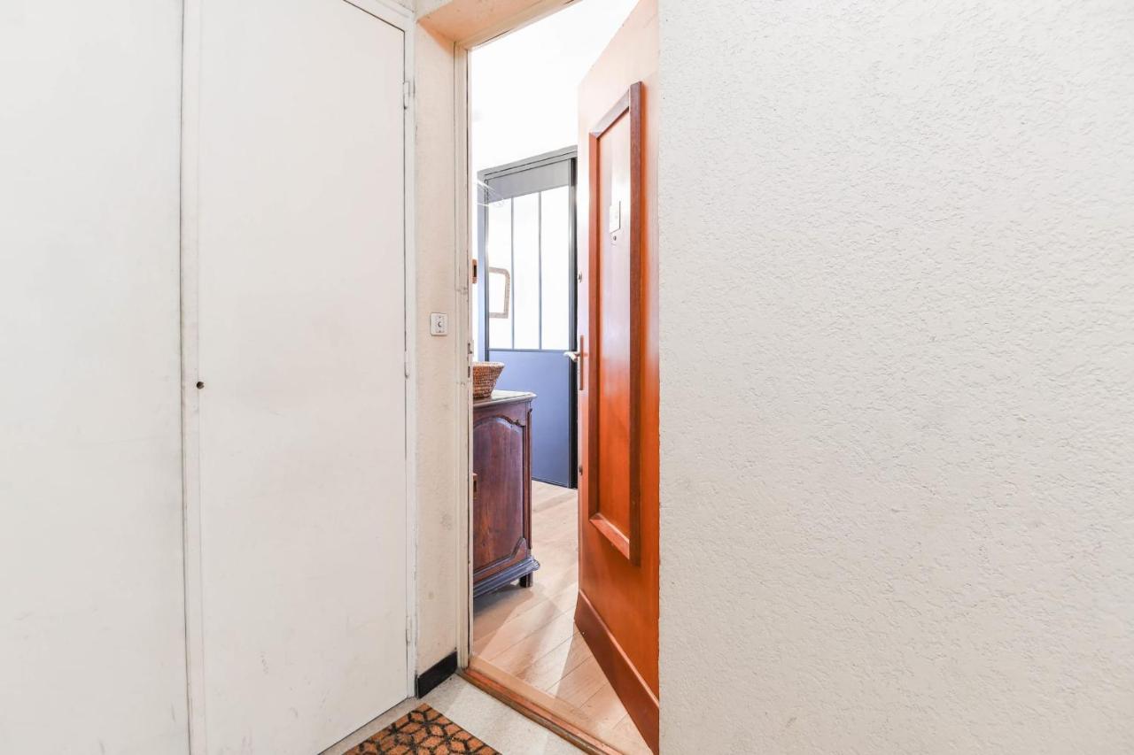 Nice Apartment With Balcony Very Close To The City Center Annecy Eksteriør billede